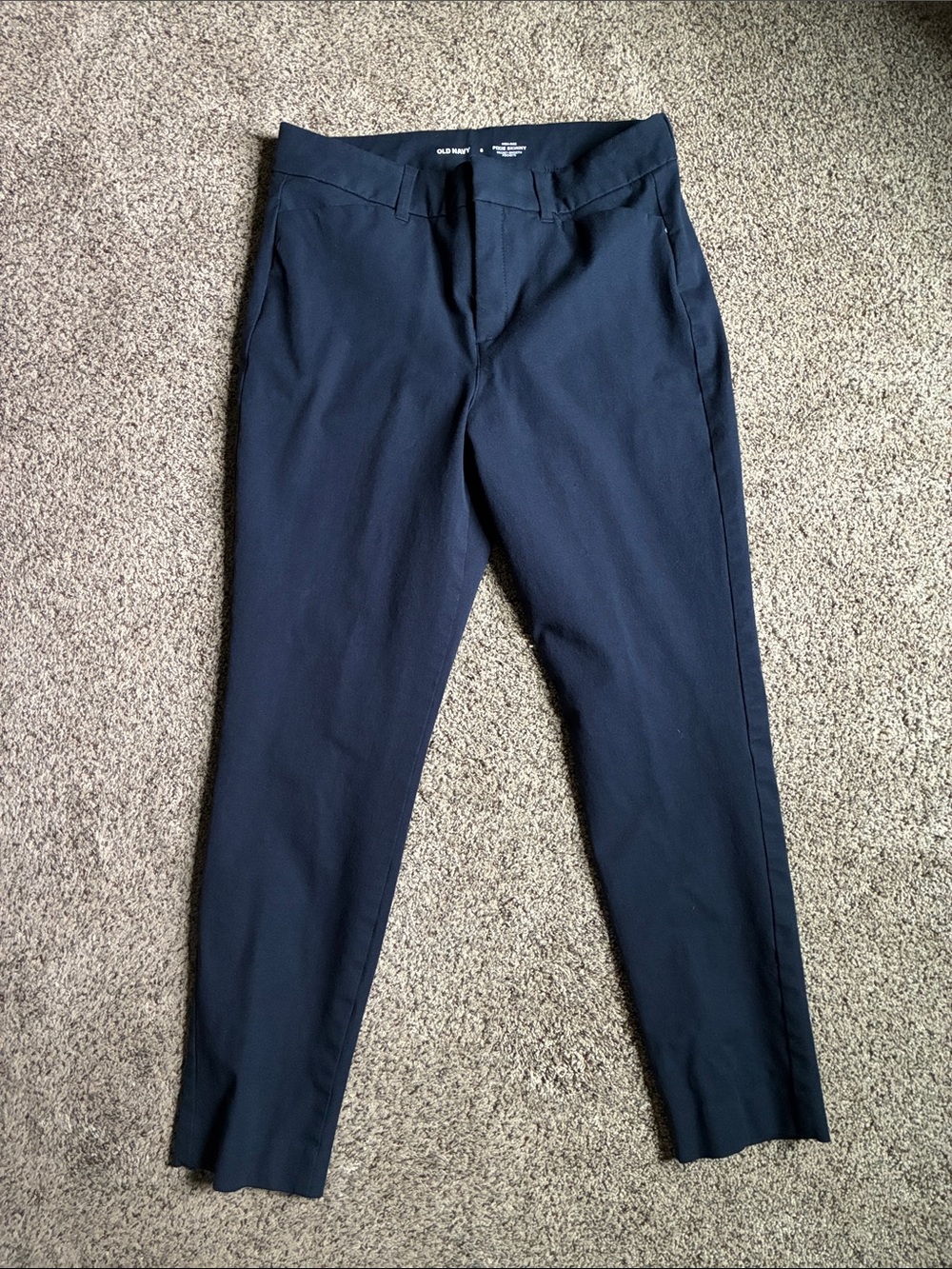 Old Navy Dark Navy Pixie Skinny women’s slacks.